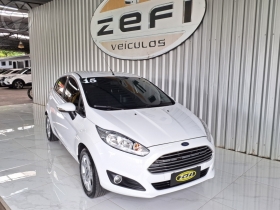 fiesta 1.6 se hatch 16v flex 4p manual 2015 caxias do sul