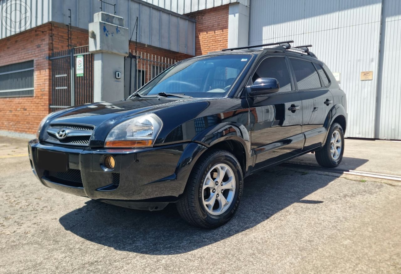 TUCSON 2.0 MPFI GLS 16V 143CV 2WD FLEX 4P AUTOMÁTICO - 2015 - CAXIAS DO SUL