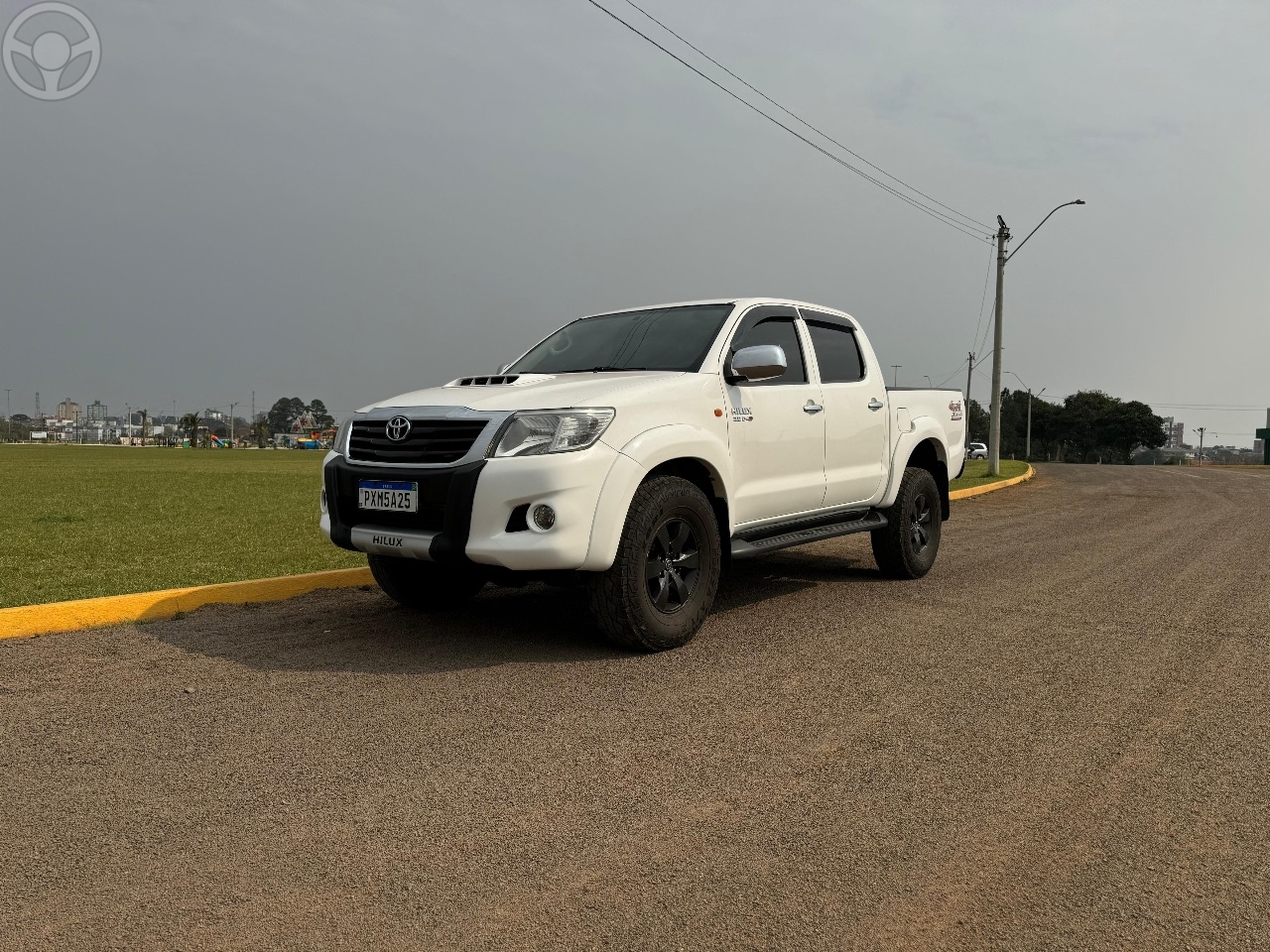 HILUX 3.0 STD 4X4 CD 16V TURBO INTERCOOLER DIESEL 4P MANUAL - 2015 - VACARIA