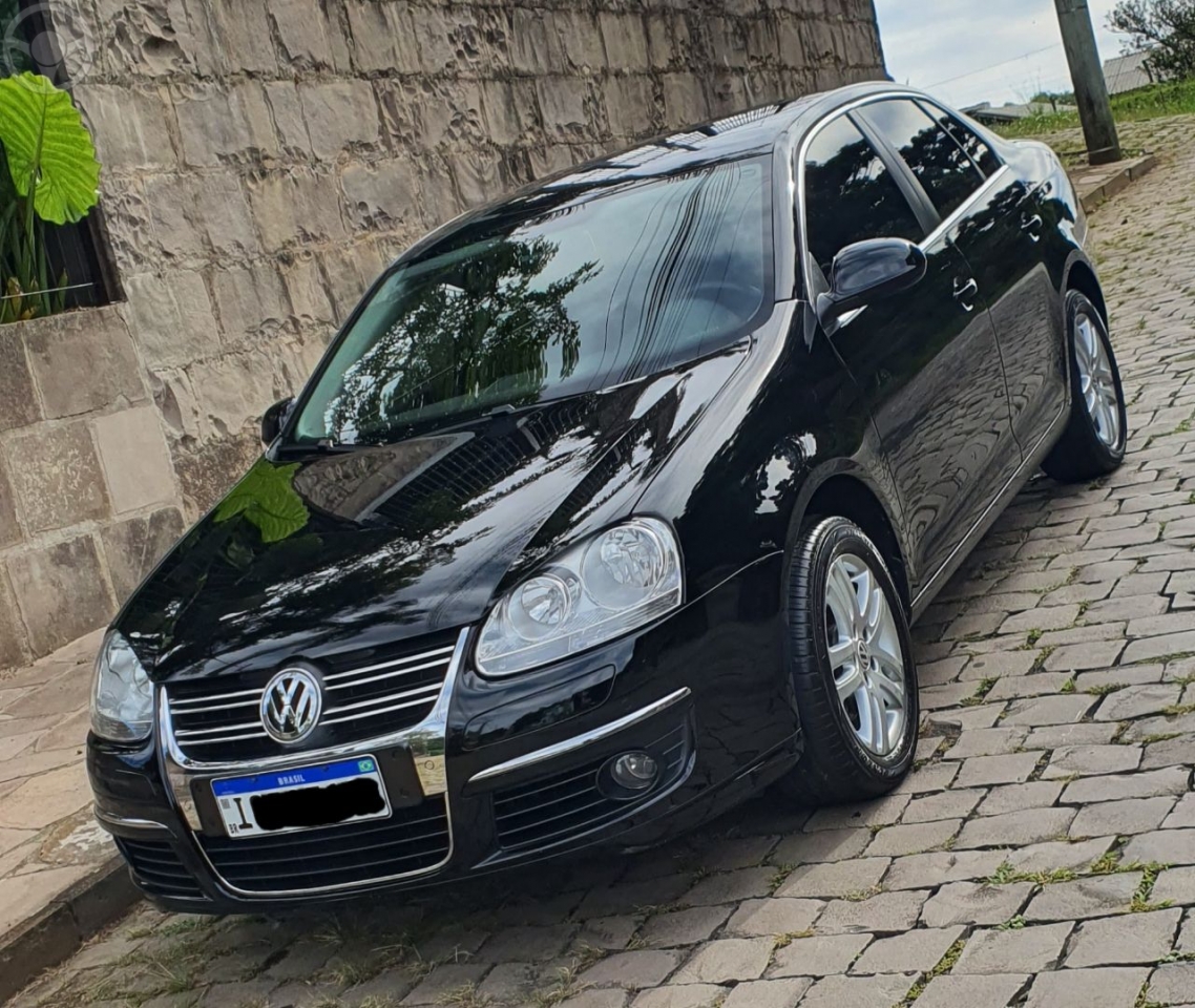 JETTA 2.5 I 20V 170CV GASOLINA 4P TIPTRONIC - 2009 - CAXIAS DO SUL