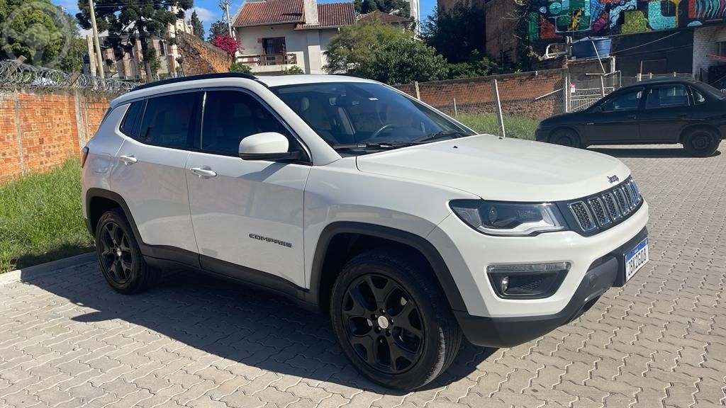 COMPASS 2.0 16V DIESEL LONGITUDE 4X4 AUTOMÁTICO - 2019 - CAXIAS DO SUL