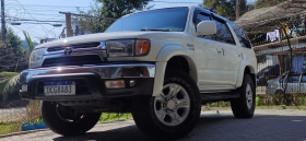 HILUX SW4 3.0 4X4 8V TURBO DIESEL 4P MANUAL