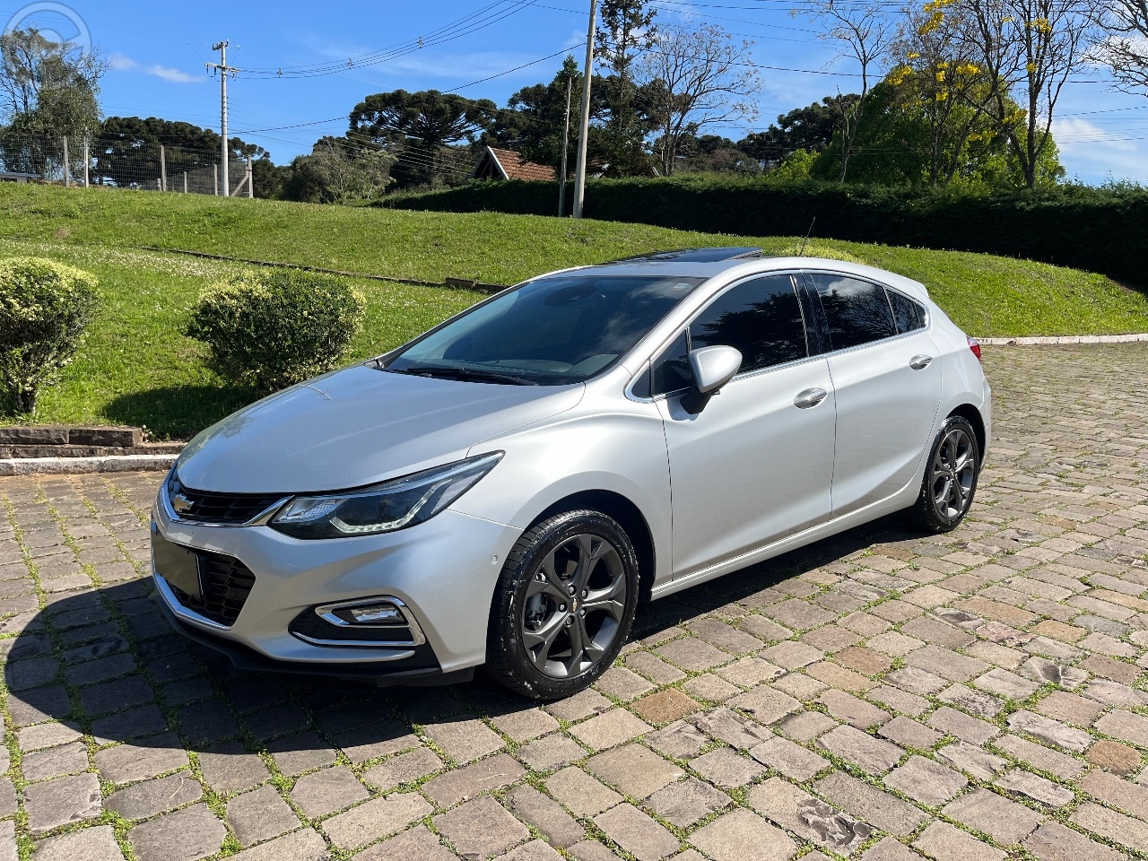 CRUZE 1.4 TURBO LTZ II SPORT HATCH 16V FLEX 4P AUTOMÁTICO - 2017 - NOVA PRATA 