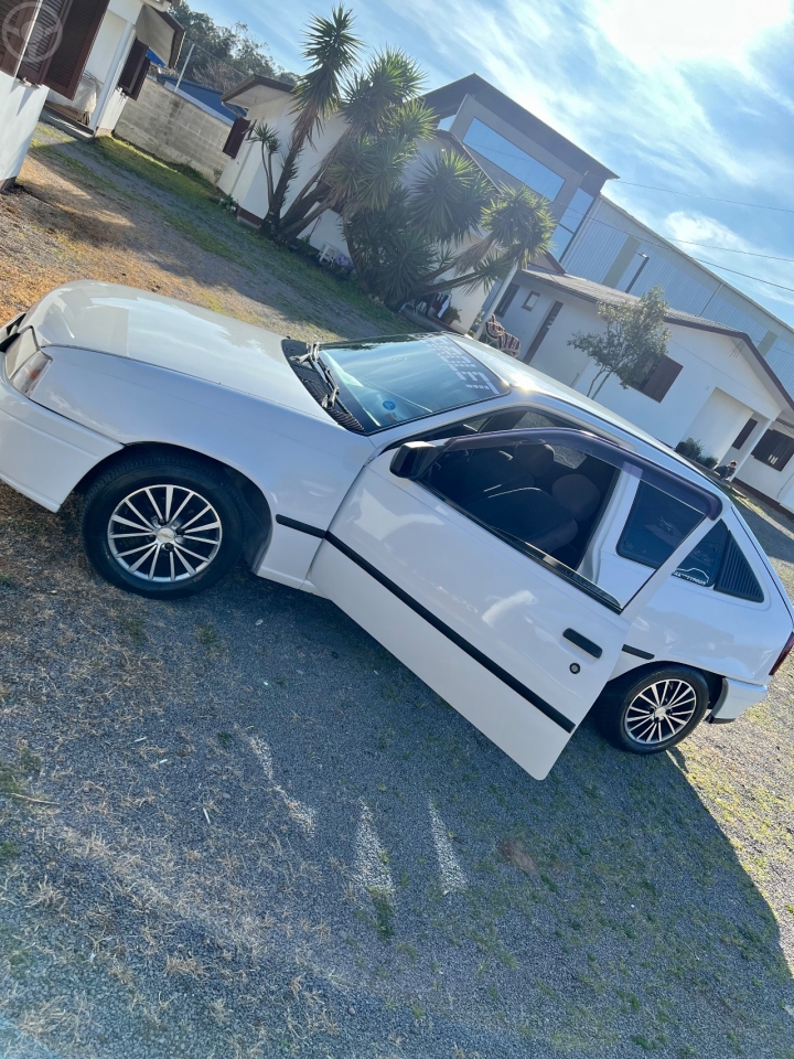 KADETT 1.8 EFI GL 8V GASOLINA 2P MANUAL - 1997 - CAXIAS DO SUL