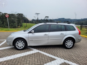 megane 1.6 dynamique grand tour 16v flex 4p manual 2011 caxias do sul