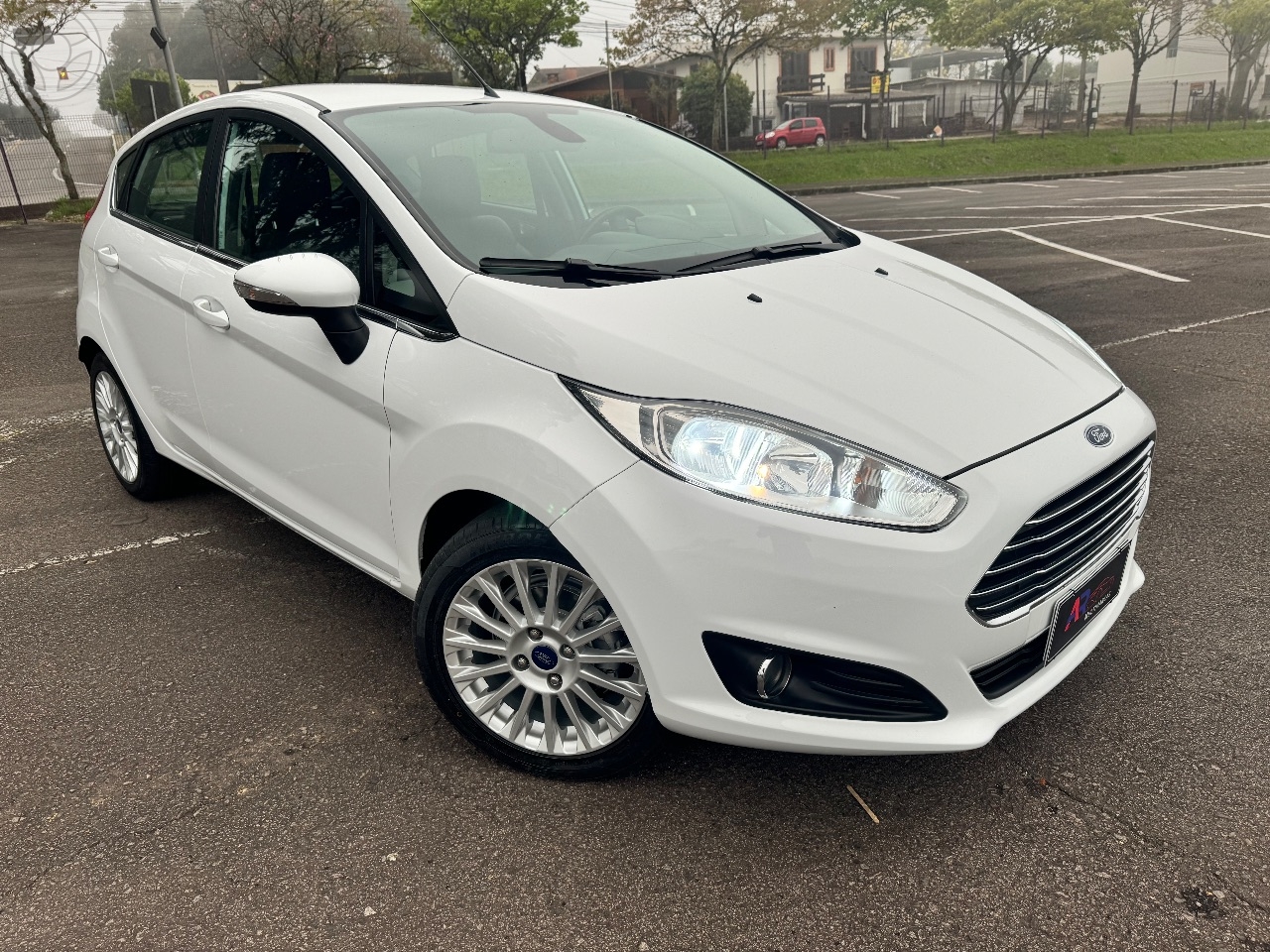 FIESTA 1.6 TITANIUM PLUS HATCH 16V FLEX 4P AUTOMÁTICO - 2015 - CAXIAS DO SUL