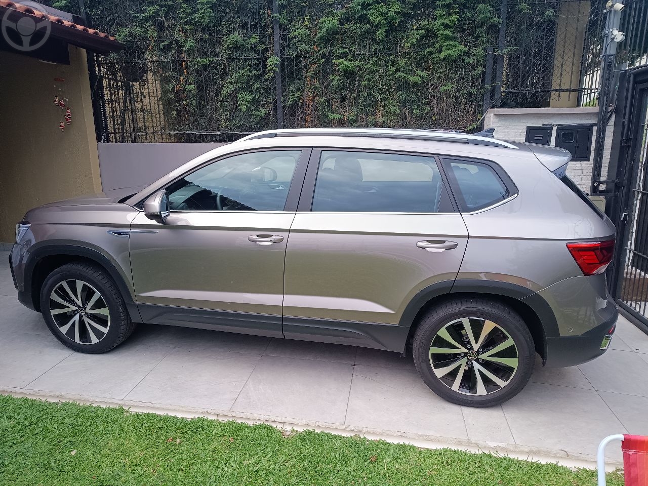 TAOS 1.4 16V HIGHLINE TSI FLEX 4P AUTOMÁTICO - 2023 - CAXIAS DO SUL