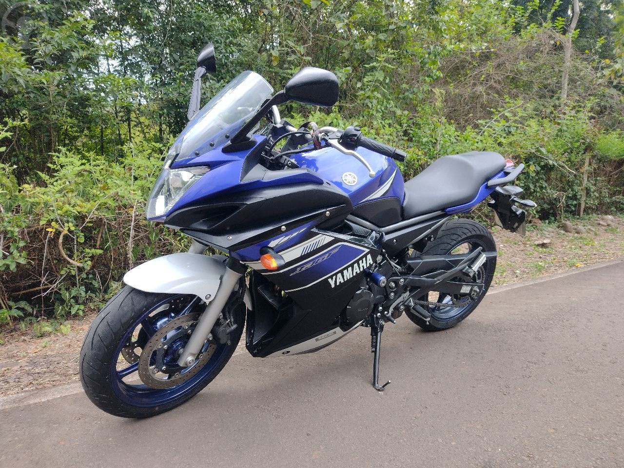 XJ6 F RACING BLUE - 2013 - NOVA PETRÓPOLIS