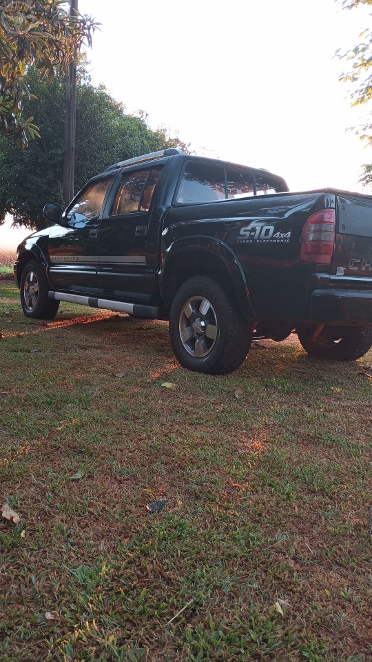 S10 2.8 EXECUTIVE 4X4 CD 12V TURBO ELECTRONIC INTERCOOLER DIESEL 4P MANUAL - 2010 - CAXIAS DO SUL