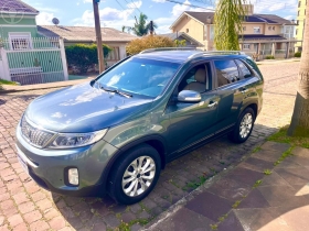 sorento 2.4 s.356 4x2 16v gasolina 4p automatico 2014 caxias do sul