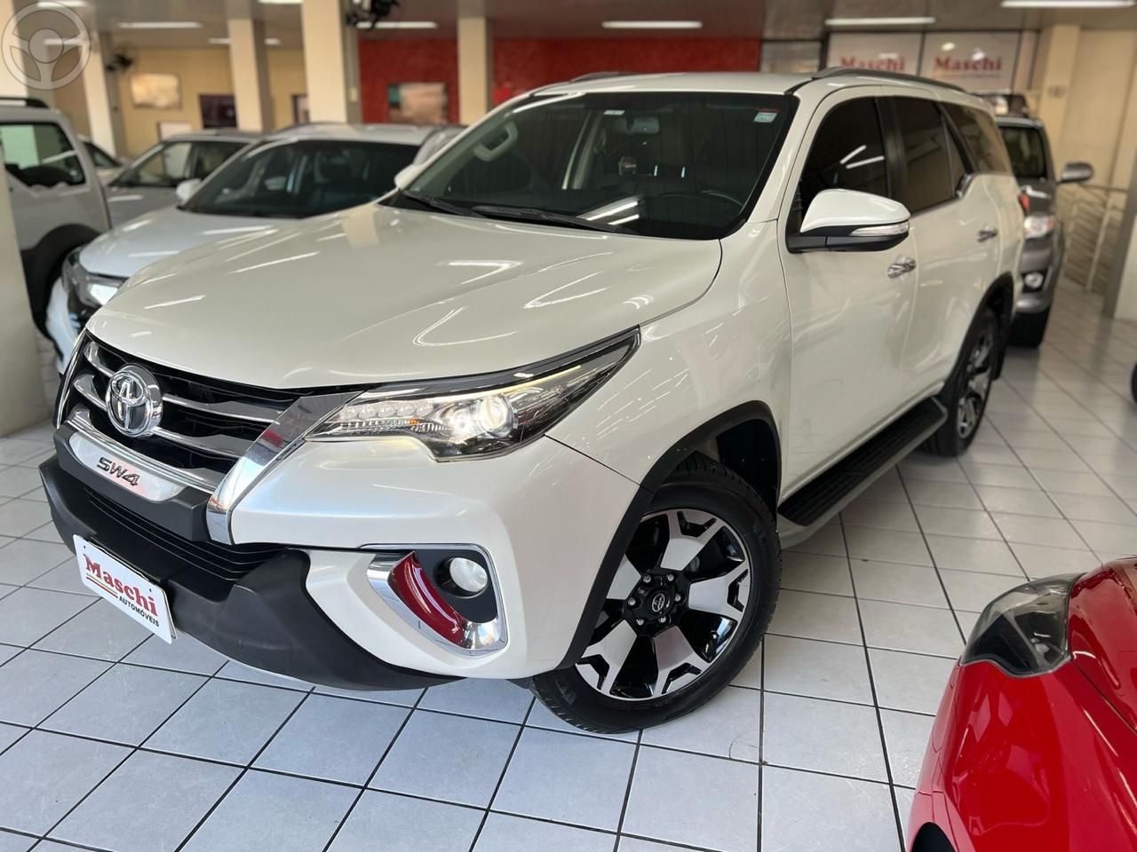 HILUX SW4 2.8 SRX 4X4 7 LUGARES 16V TURBO INTERCOOLER DIESEL 4P AUTOMÁTICO - 2016 - CAXIAS DO SUL