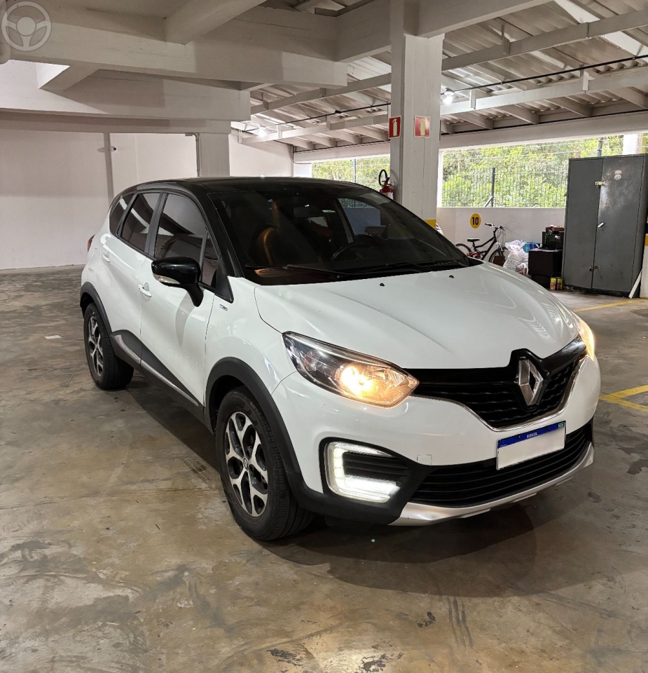 CAPTUR 1.6 16V INTENSE BOSE FLEX 4P AUTOMÁTICO - 2021 - CAXIAS DO SUL