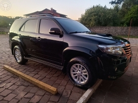 hilux sw4 3.0 srv 4x4 16v turbo intercooler diesel 4p automatico 2012 caxias do sul 