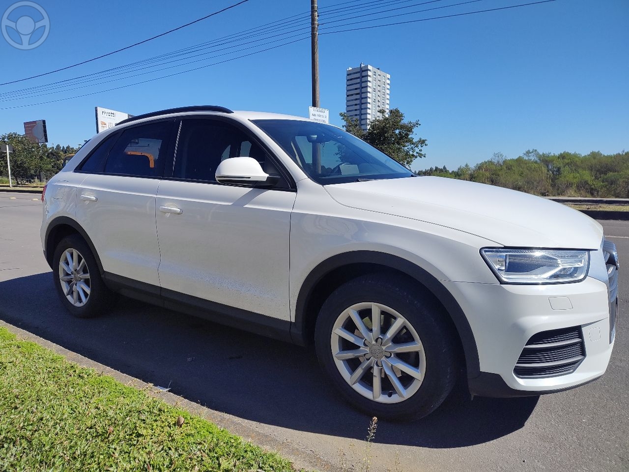 Q3 1.4 TFSI AMBIENTE GASOLINA 4P S TRONIC - 2017 - CAXIAS DO SUL