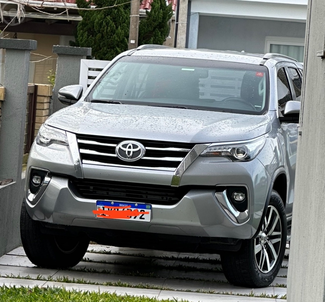 HILUX SW4 2.8 SRX 4X4 7 LUGARES 16V TURBO INTERCOOLER DIESEL 4P AUTOMÁTICO - 2019 - CANELA