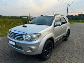 hilux sw4 3.0 srv 4x4 7 lugares 16v turbo intercooler diesel 4p automatico 2009 caxias do sul