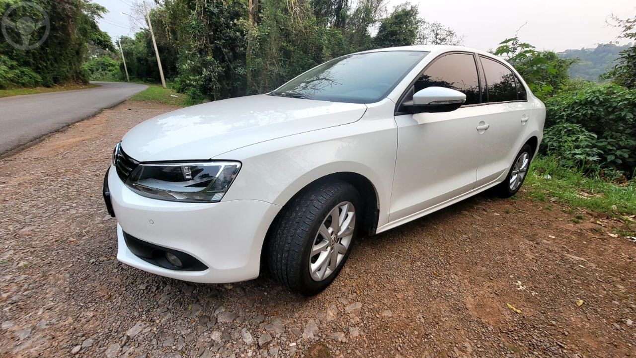 JETTA 2.0 COMFORTLINE FLEX 4P TIPTRONIC - 2012 - BENTO GONÇALVES