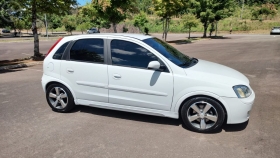 corsa 1.8 mpfi premium 8v flex 4p manual 2005 bento goncalves