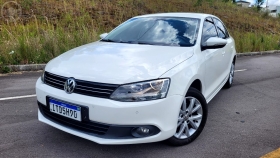 JETTA 2.0 COMFORTLINE FLEX 4P TIPTRONIC