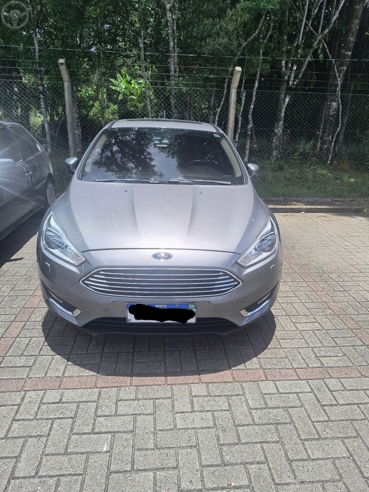 FOCUS 2.0 TITANIUM PLUS FASTBACK 16V FLEX 4P AUTOMÁTICO - 2019 - CAXIAS DO SUL